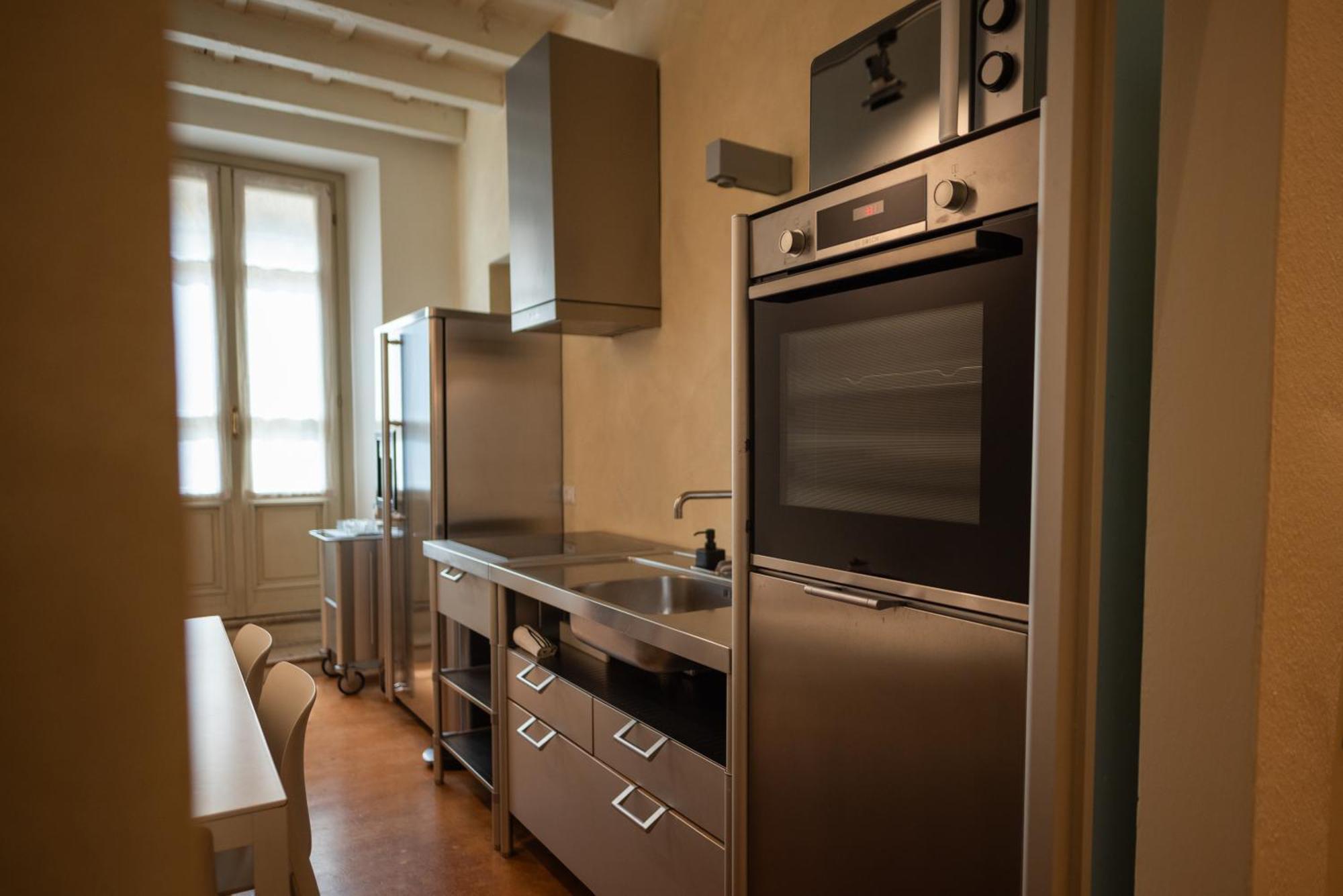 Suite N7 - Rifugio D'Epoca Con Posto Auto Brescia Exterior photo